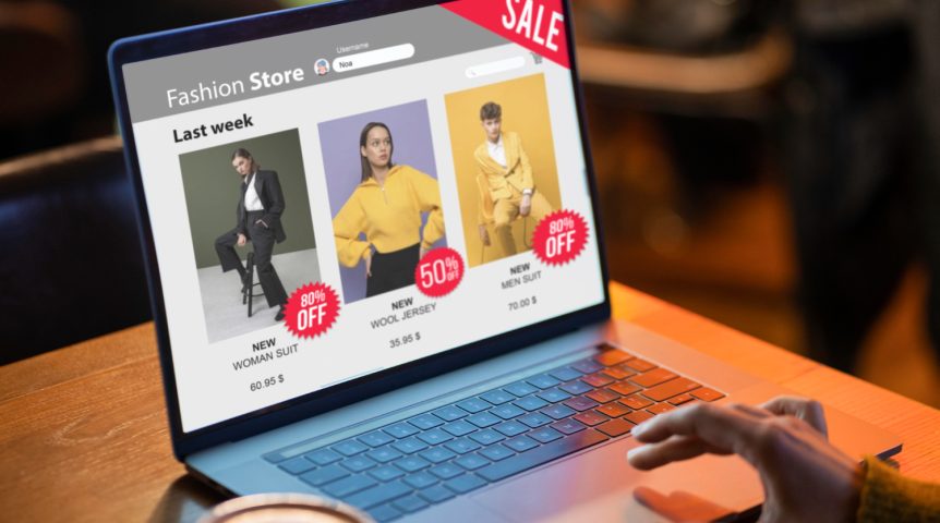 como-vender-online Imagem mostrando um e-commerce com promoção em seus produtos, ilustrando como vender online.