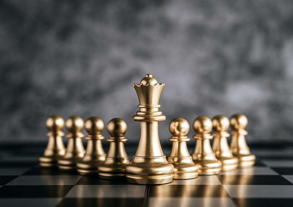Tabuleiro de xadrez exemplificando as diferenças entre poder e autoridade